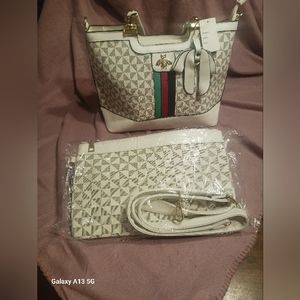 NWT Womens Purse w matching Xtras Bag